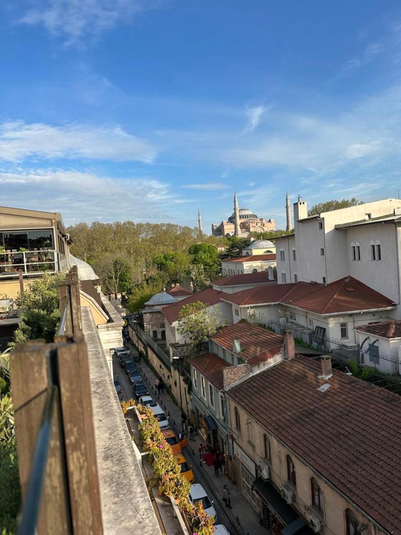 Sude Konak Istanbul Exterior photo